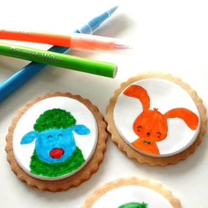 X6 biscuits à colorier + 3 feutres alimentaires, collection de Pâques